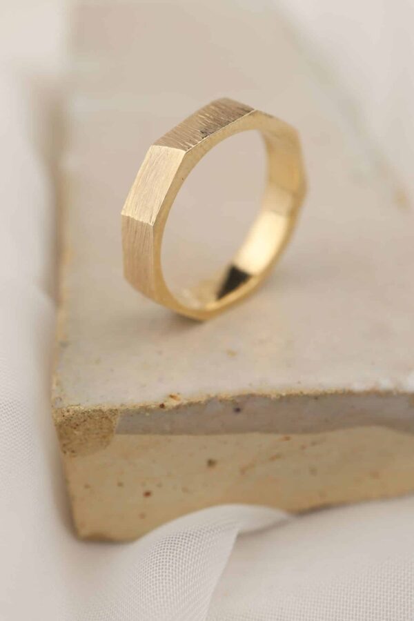 stoere heren ring met structuur