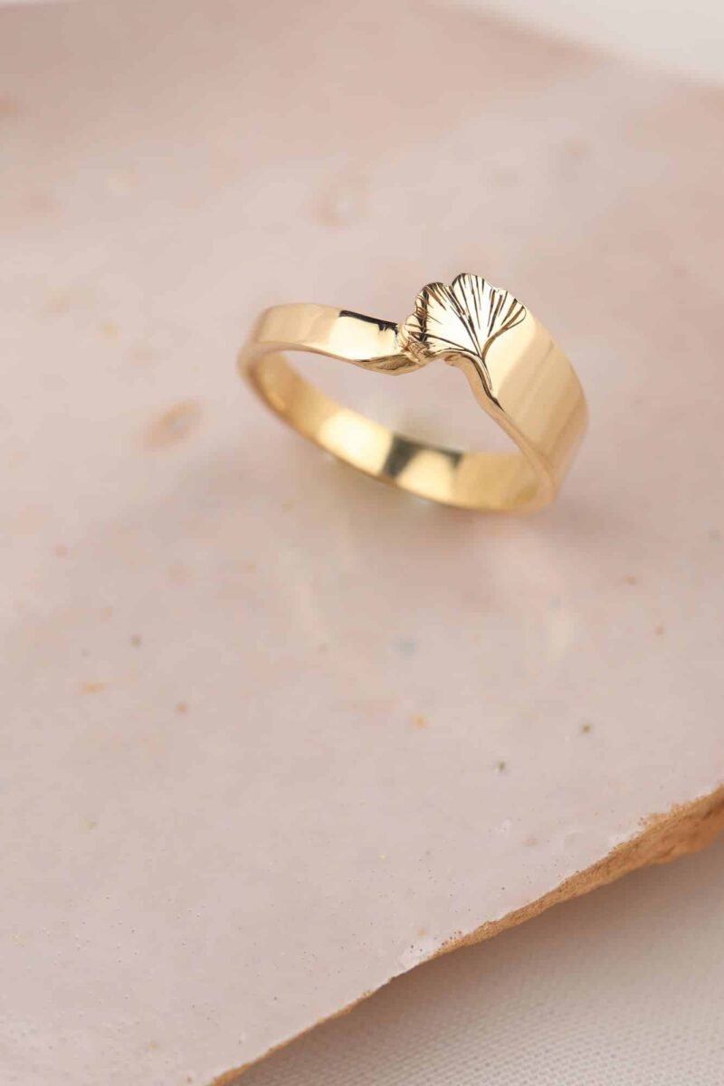 Ginko - Ring 18 kt met ginkoblad